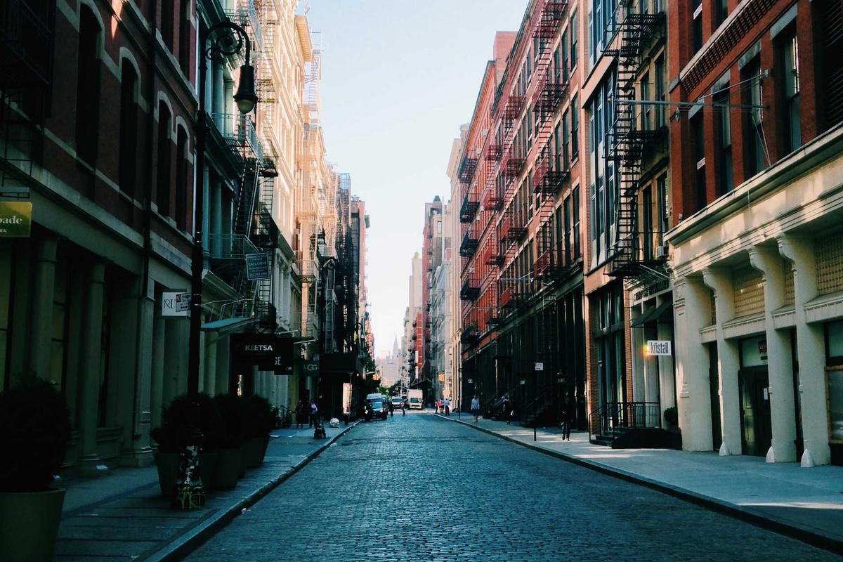 Investasi Rp3.000 Triliun Menanti, Wakil Ketua MPR: Indonesia Jangan Cuma Jadi Penonton Revolusi Hijau! – Koran Jakarta ®